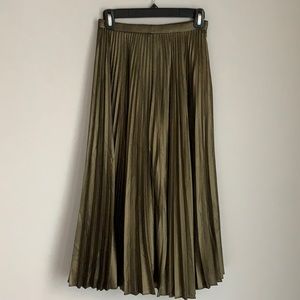Club Monaco Metallic Pleated Midi Skirt